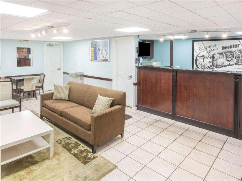Super 8 By Wyndham Decatur/lithonia/atl Area Motel Decatur