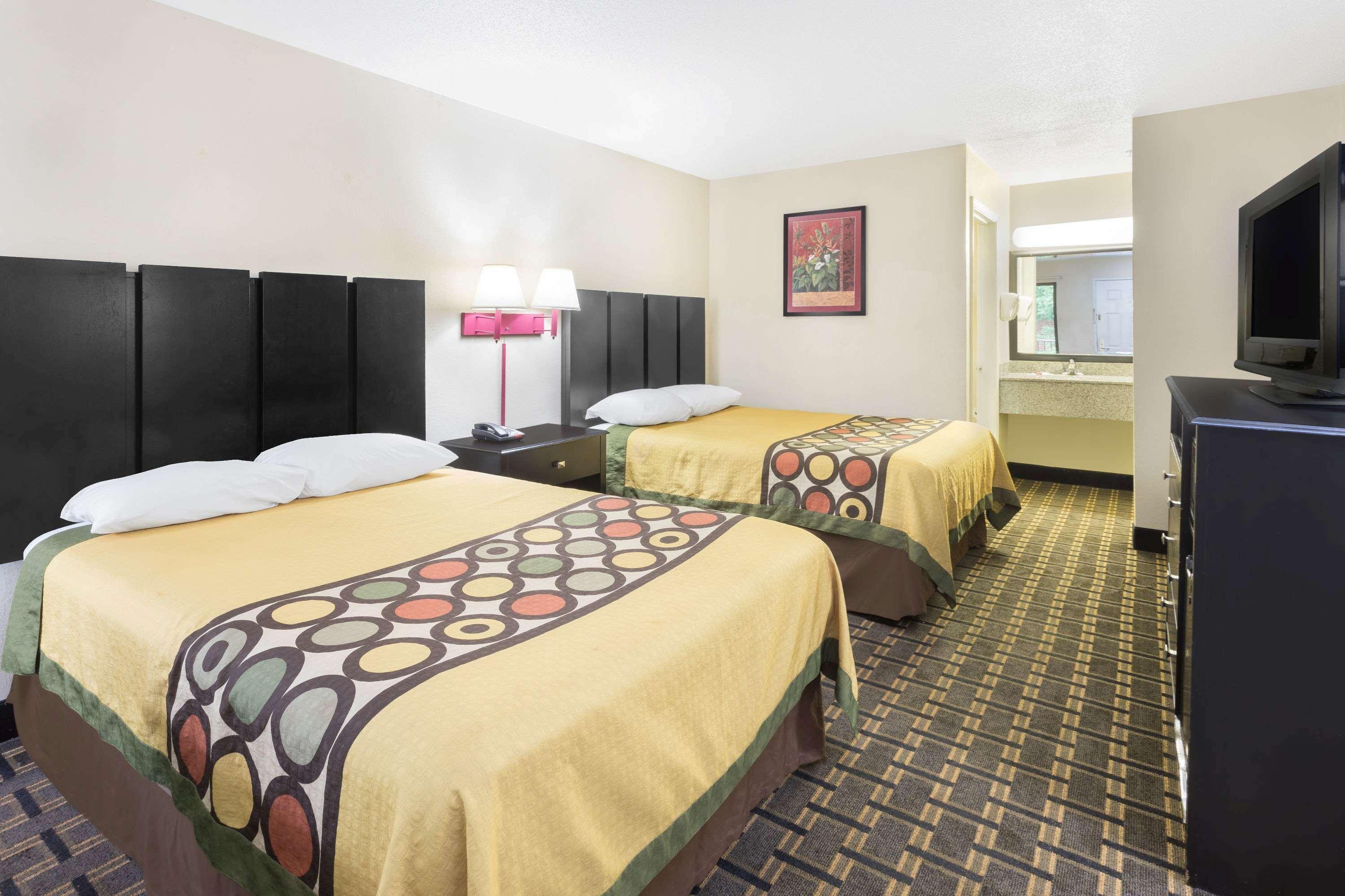 Super 8 By Wyndham Decatur/lithonia/atl Area Motel Decatur